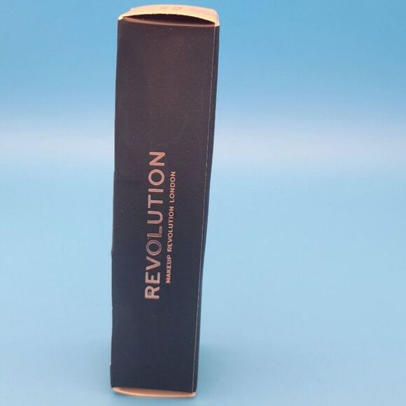 Revolution Cut Crease Canvas Full Coverage Eyeshadow Base - Etch Deep - New - Picture 2 of 7